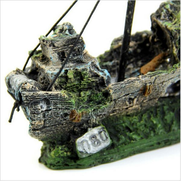 Resin Fishing Boat Aquarium Ornament