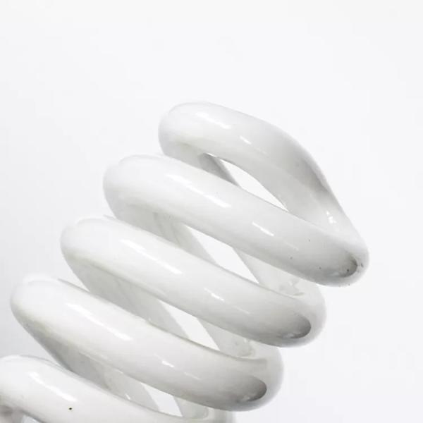 Reptile Tortoise Heating Light Bulb 13W/26W 220-240V UVB 5.0/10.0 Tropical Terrarium Lamp