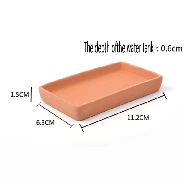 plastic hide with water dish (17.5 X 11.5 X 7.1)