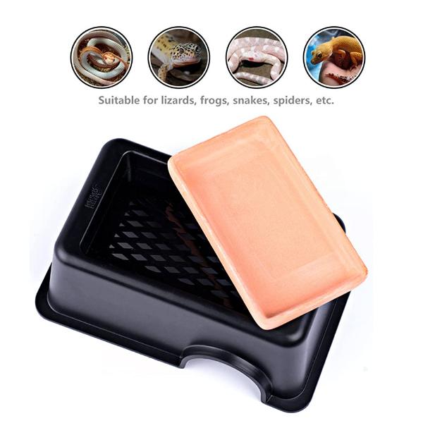 plastic hide with water dish (17.5 X 11.5 X 7.1)