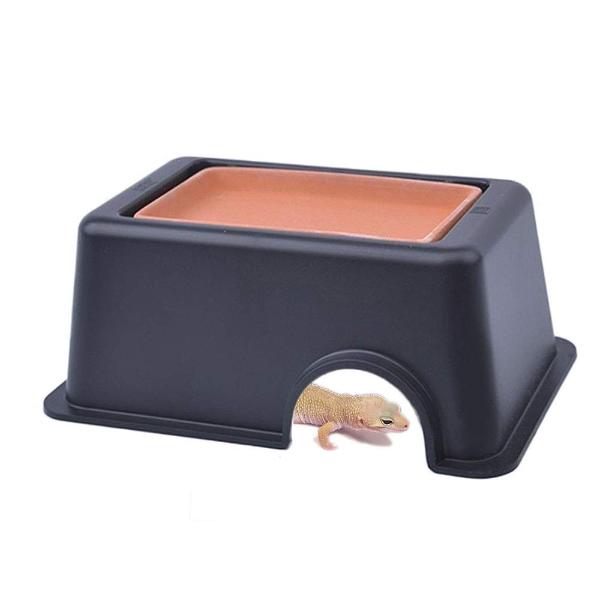 plastic hide with water dish (17.5 X 11.5 X 7.1)