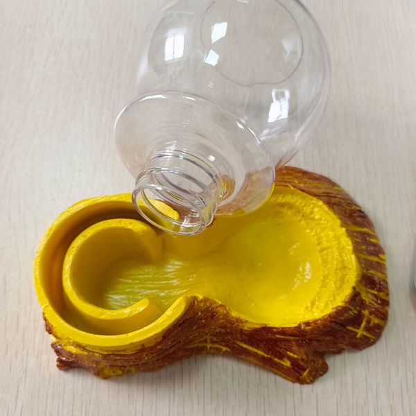 Reptile Water Dish Automatic Water Feeder Dispenser for Snake Tortoise Crickets Crabs Turtle Gecko Pet Yard Lizard Frog Feeding Water Bowl
